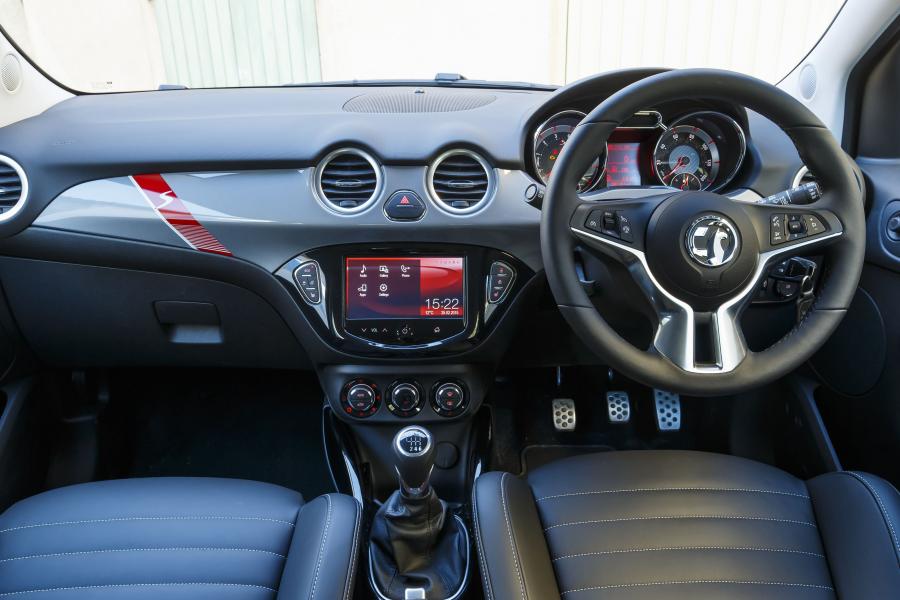  Vauxhall Adam Grand Slam 2015 года  (фото 14 из 23)